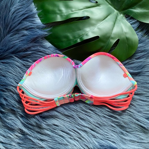 *sold* Tropical Bikini Top Bundle - Picture 6 of 8